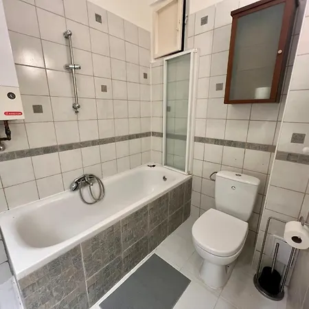 Minimalistic & In Heart Street Apartament Budapeszt