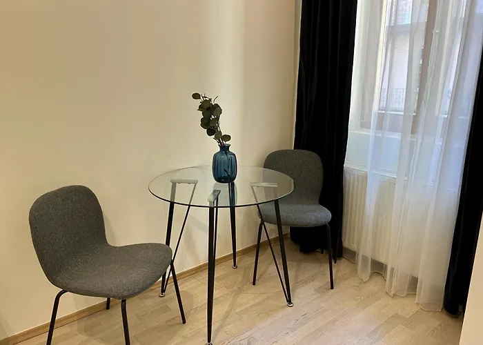 Minimalistic & In Heart Street Appartement *